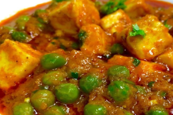 MUTTER PANEER