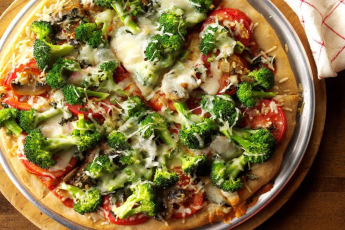 JHUMAR SPECIAL BROCCOLI PIZZA