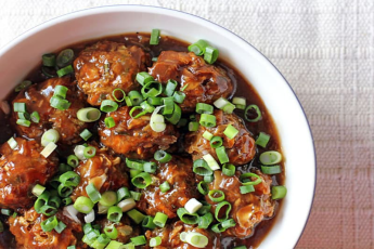 MANCHURIAN VEGETABLE